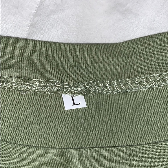 Shein green print shirt - Picture 3 of 4